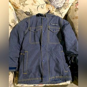Boys sized medium Burton snow jacket. Like new….. worn 1 time.